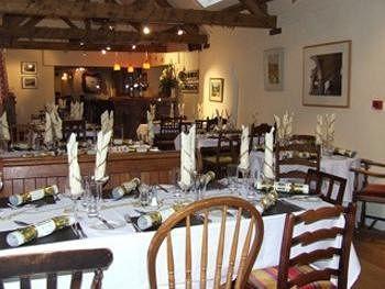 Отель Rose & Crown Athelney Экстерьер фото