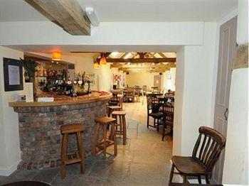 Отель Rose & Crown Athelney Экстерьер фото